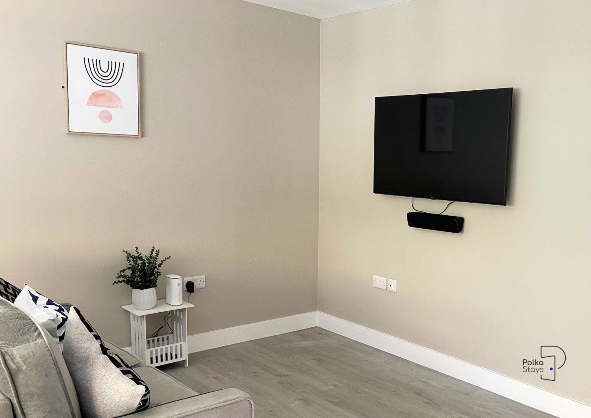 Hanley, Stoke - Modern Spacious Apartments By Polkastays Extérieur photo