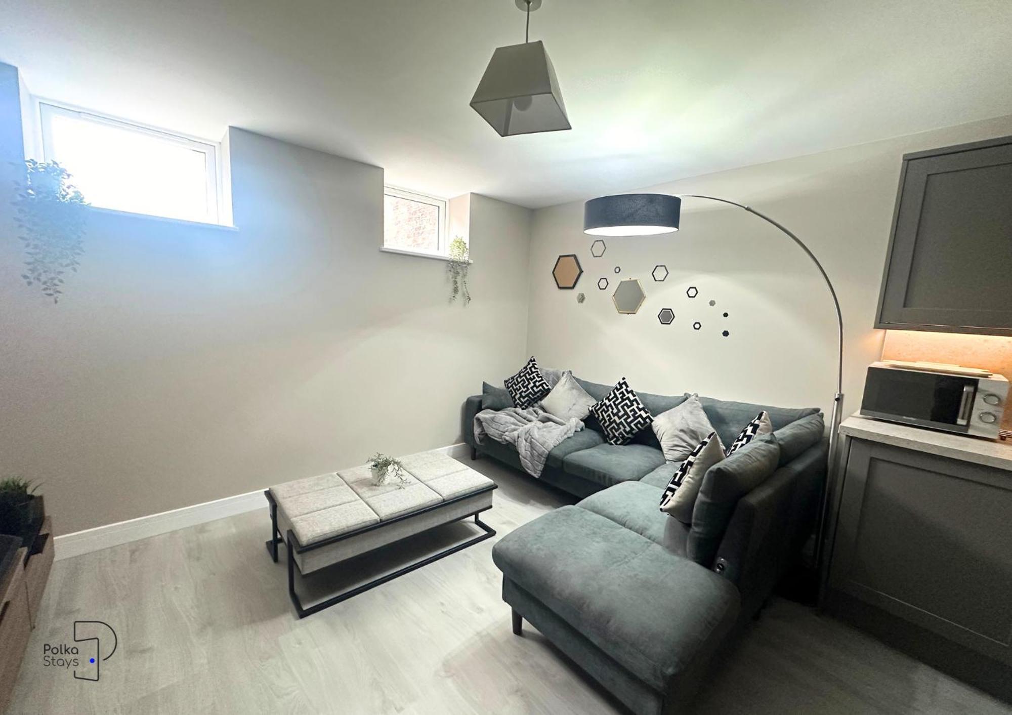 Hanley, Stoke - Modern Spacious Apartments By Polkastays Extérieur photo