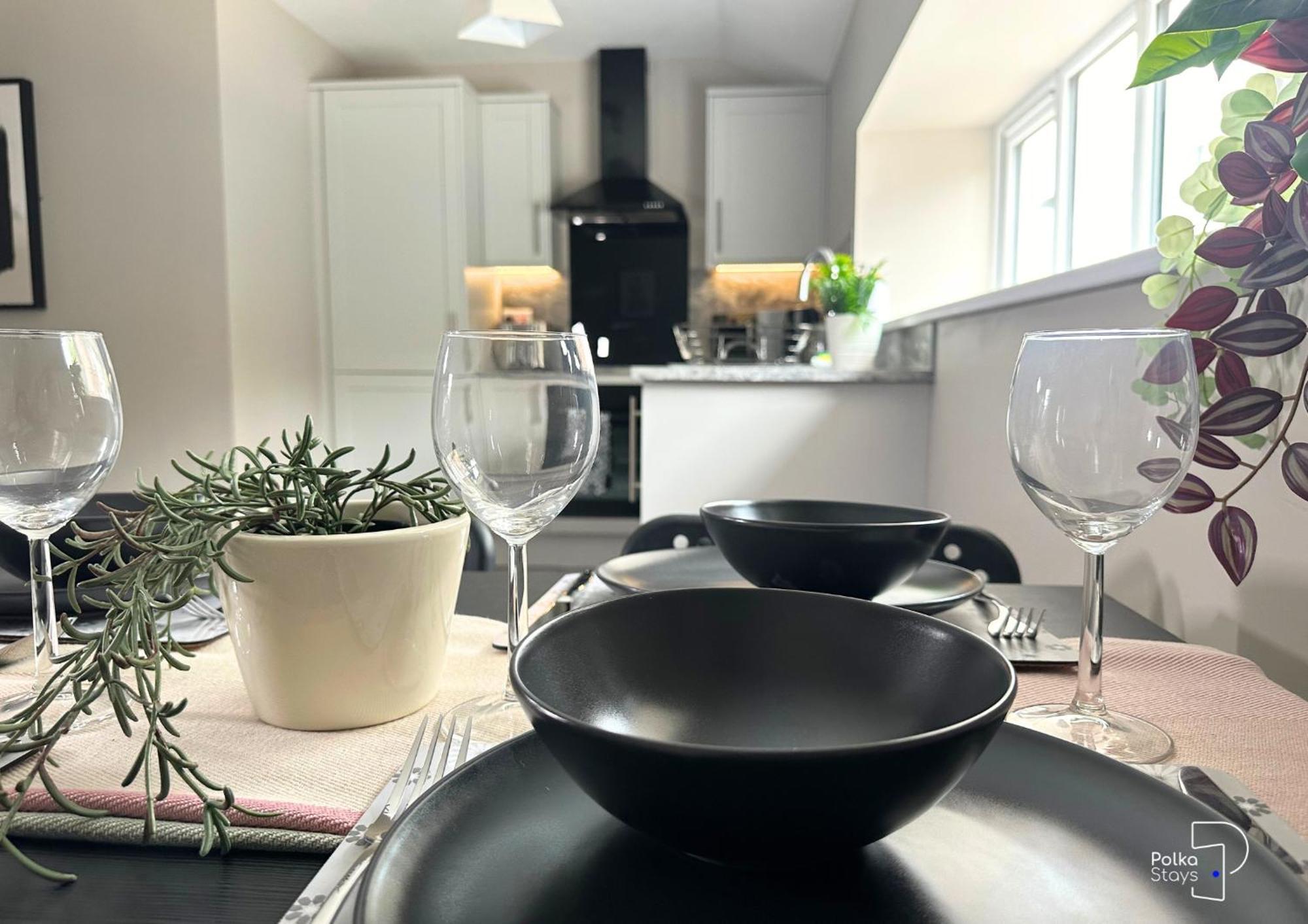 Hanley, Stoke - Modern Spacious Apartments By Polkastays Extérieur photo