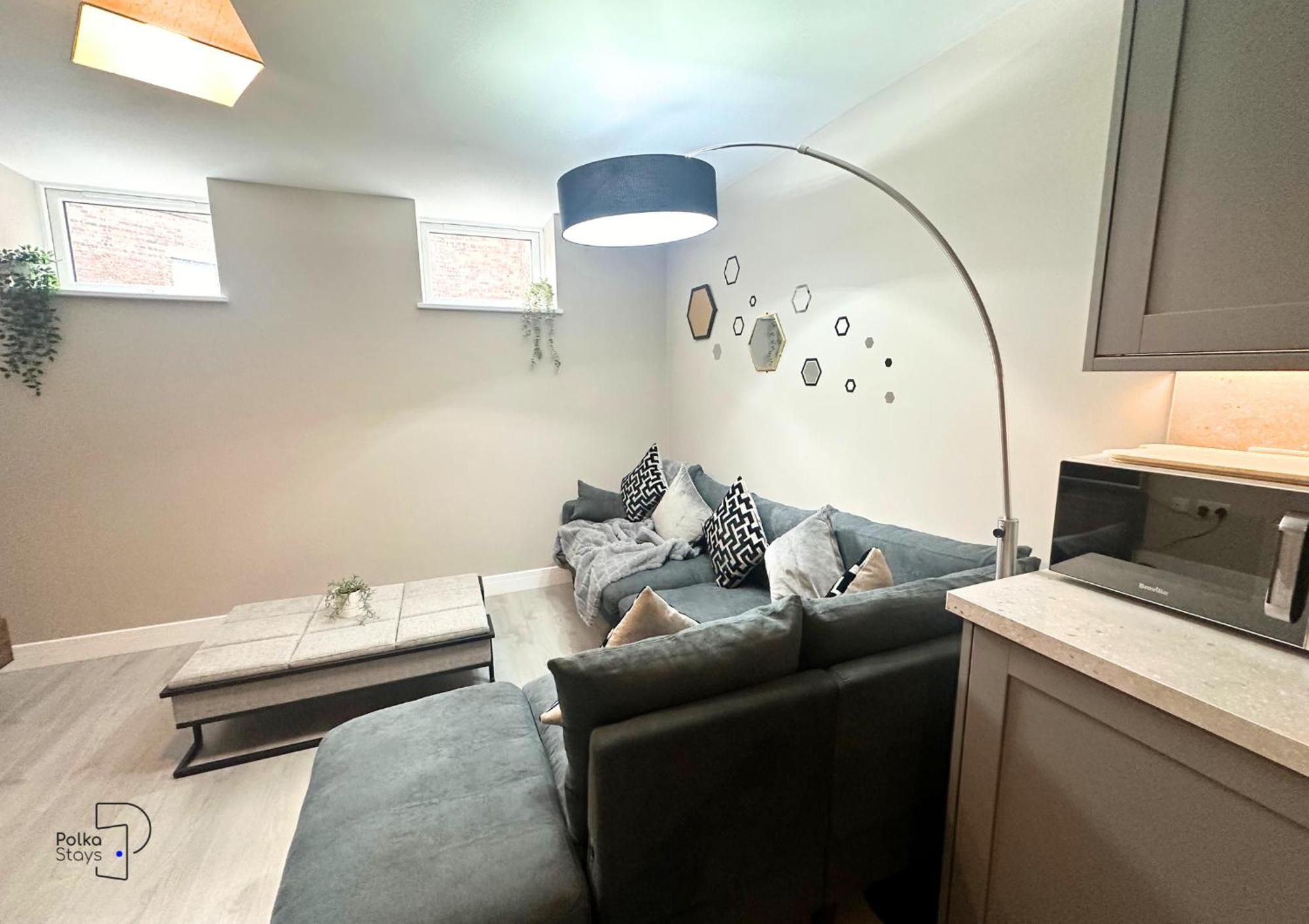 Hanley, Stoke - Modern Spacious Apartments By Polkastays Extérieur photo