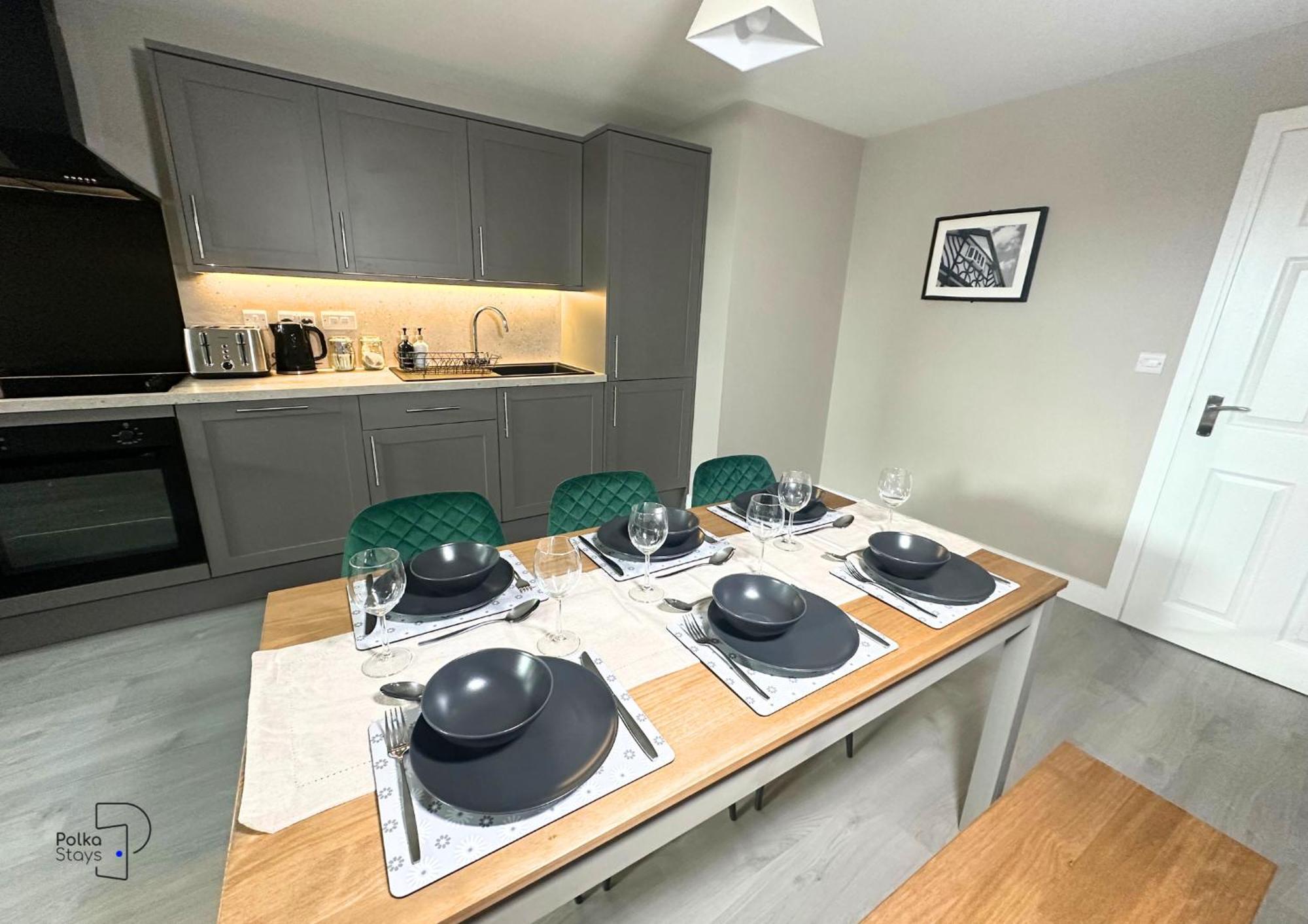 Hanley, Stoke - Modern Spacious Apartments By Polkastays Extérieur photo