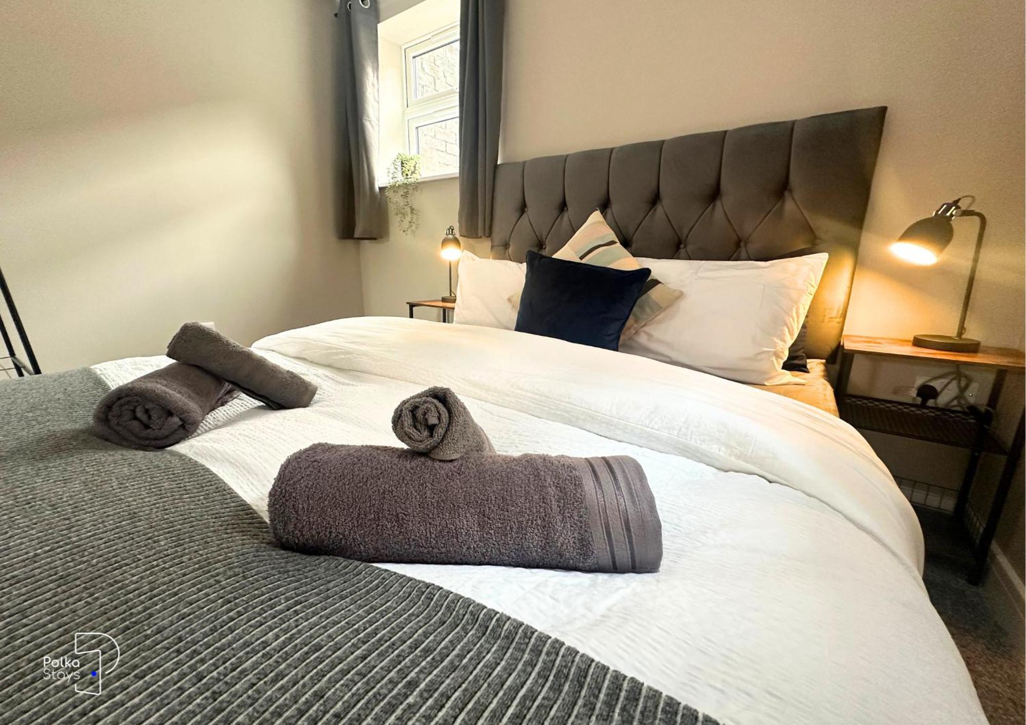 Hanley, Stoke - Modern Spacious Apartments By Polkastays Extérieur photo
