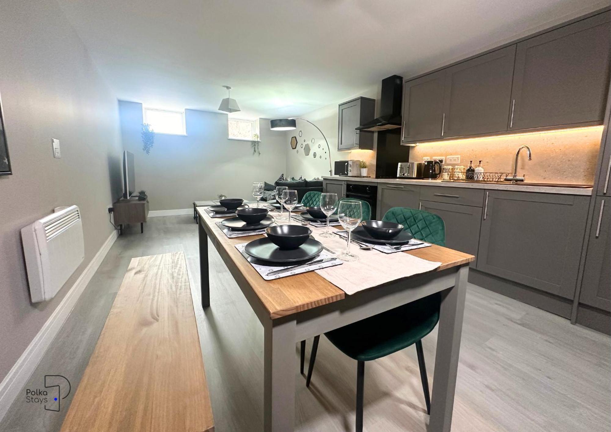 Hanley, Stoke - Modern Spacious Apartments By Polkastays Extérieur photo