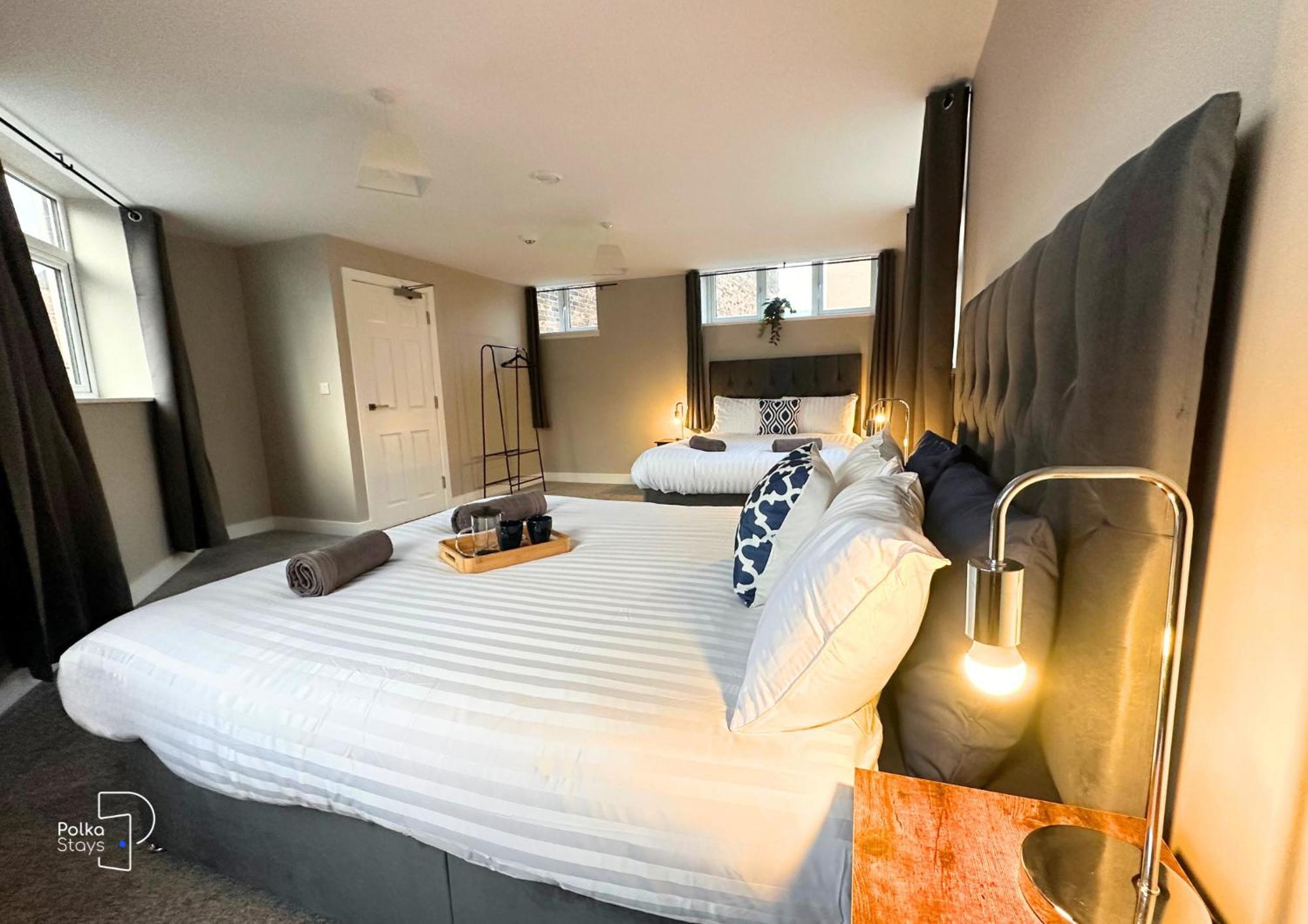 Hanley, Stoke - Modern Spacious Apartments By Polkastays Extérieur photo