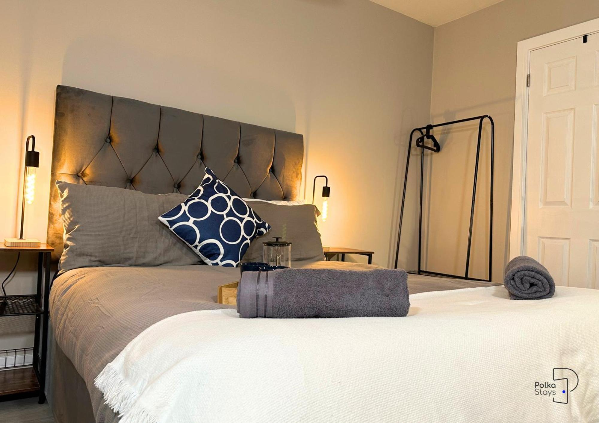 Hanley, Stoke - Modern Spacious Apartments By Polkastays Extérieur photo