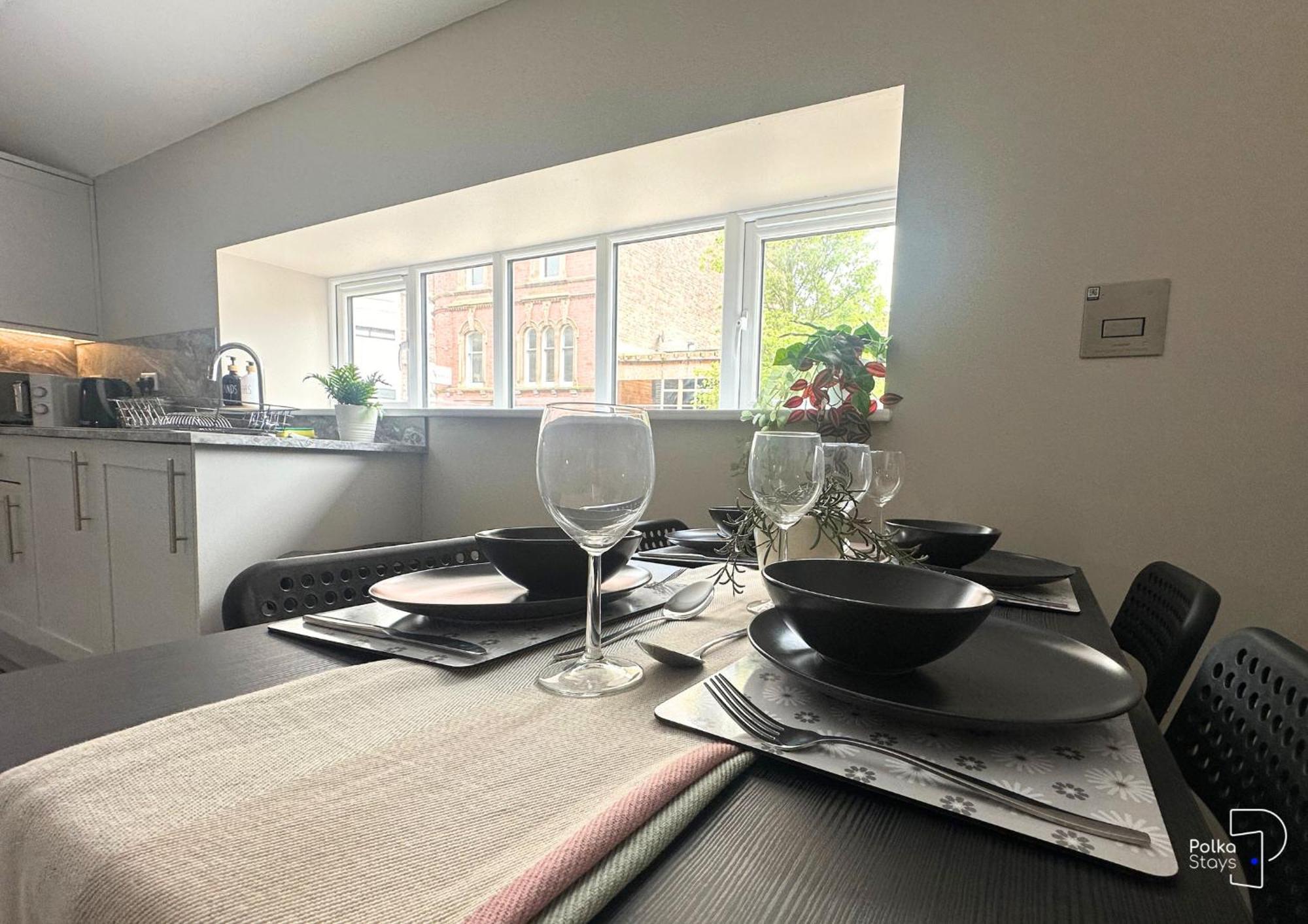 Hanley, Stoke - Modern Spacious Apartments By Polkastays Extérieur photo