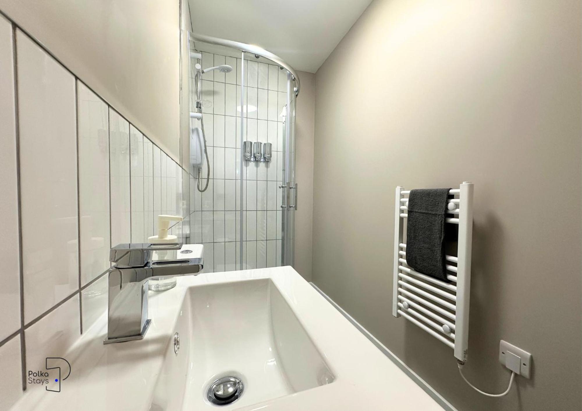 Hanley, Stoke - Modern Spacious Apartments By Polkastays Extérieur photo